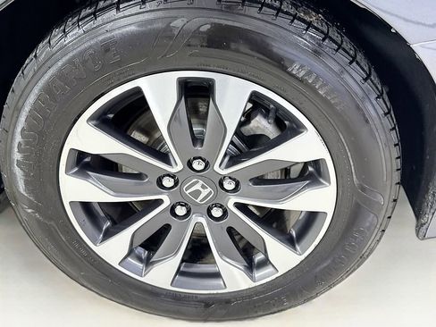 Used 2024 Honda Odyssey EX-L image 42