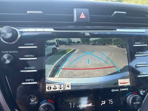 Used 2018 Toyota Camry XLE w/ Audio Package FWD image 12