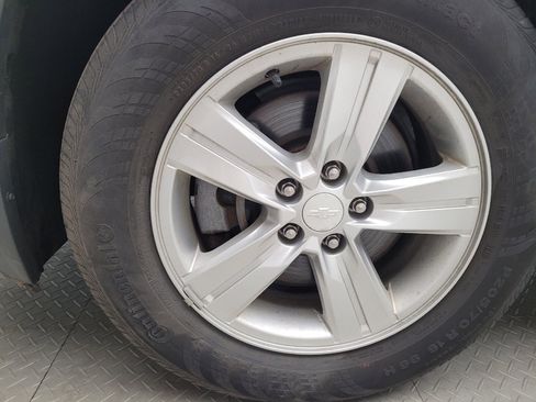 Used 2020 Chevrolet Trax LS FWD image 31