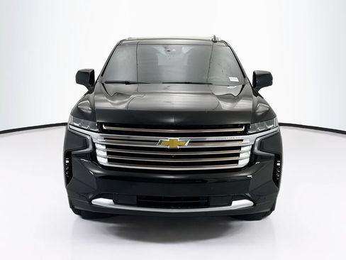 Used 2024 Chevrolet Tahoe High Country AWD/4WD image 2
