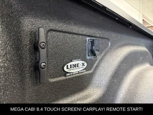 Used 2022 RAM 3500 Big Horn w/ Level C Equiment Group AWD/4WD image 9