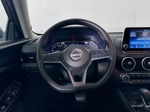Used 2024 Nissan Sentra SV image 17