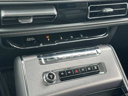 New 2026 Lincoln Aviator 2WD w/ Jet Appearance Package image 20