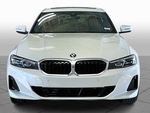 Used 2025 BMW 330i xDrive Sedan w/ Premium Package image 3