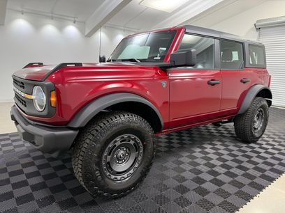 New 2025 Ford Bronco 4-Door w/ Sasquatch Package