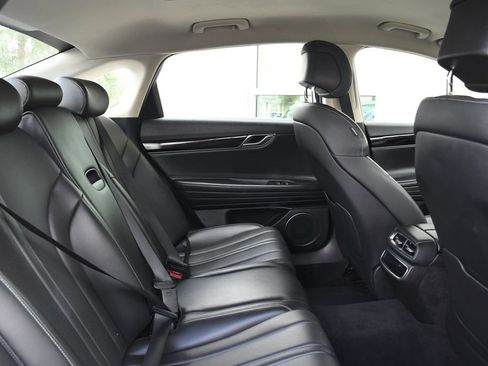 Used 2023 Genesis G80 2.5T AWD/4WD image 30