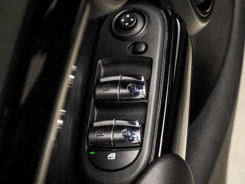 Used 2019 MINI Cooper S FWD image 31