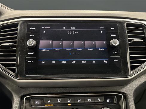 Used 2023 Volkswagen Atlas SE w/ Panoramic Sunroof Package image 18