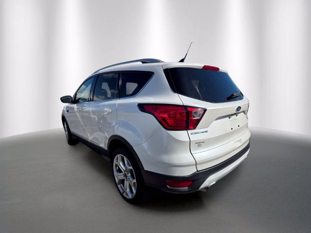 Used 2019 Ford Escape Titanium FWD image 2