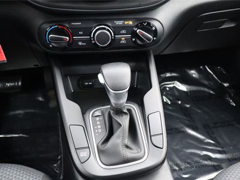 Certified 2023 Kia Soul LX w/ LX Technology Package image 22