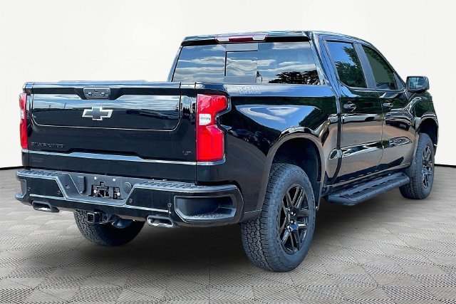 Used 2025 Chevrolet Silverado 1500 LT Trail Boss w/ LT Trail Boss Premium Package AWD/4WD image 5