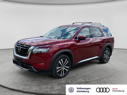 Used 2023 Nissan Pathfinder Platinum