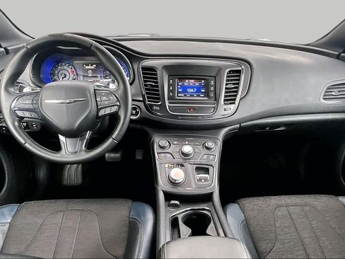Used 2015 Chrysler 200 S FWD image 15