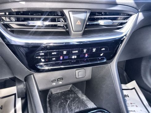 Used 2025 Buick Encore GX Avenir w/ Avenir Convenience Package image 18