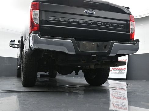 Used 2022 Ford F250 XL w/ Power Equipment Group image 22