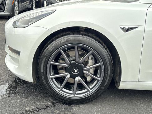 Used 2019 Tesla Model 3 Standard Range Plus image 27