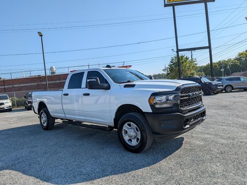Used 2024 RAM 2500 Tradesman w/ Protection Group AWD/4WD image 3