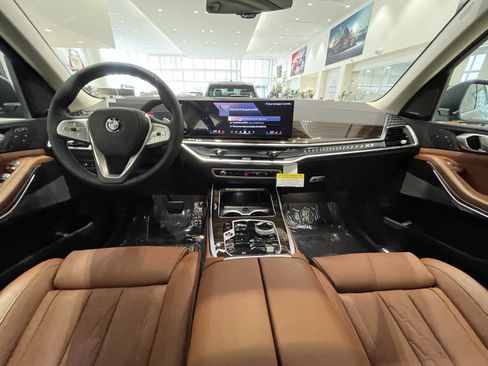 New 2026 BMW X7 xDrive40i w/ Executive Package image 17