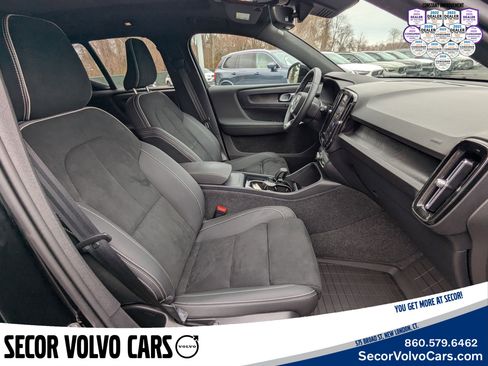 Certified 2024 Volvo XC40 Recharge Plus w/ Protection Package Premier image 22