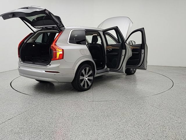 Certified 2025 Volvo XC90 T8 Plus w/ Protection Package Premier AWD/4WD image 11