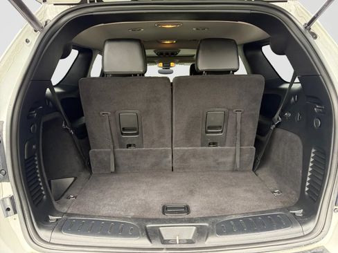 Used 2018 Dodge Durango GT w/ Premium Group AWD/4WD image 17