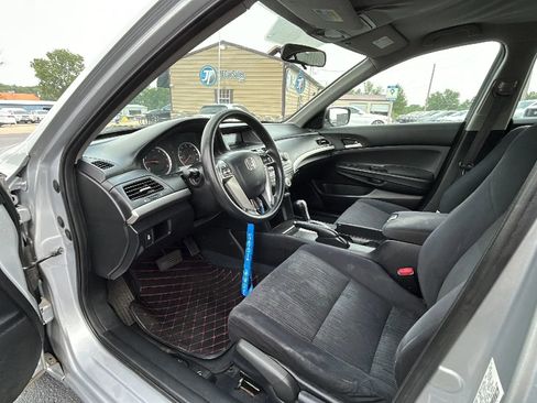 Used 2012 Honda Accord LX image 19