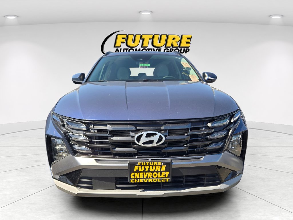 Used 2025 Hyundai Tucson SEL FWD image 2