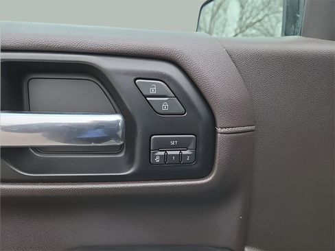 Used 2019 Chevrolet Silverado 1500 LTZ w/ LTZ Texas Edition image 20