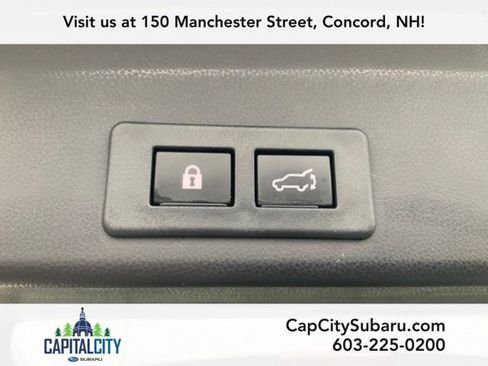 Used 2024 Subaru Ascent Touring image 10