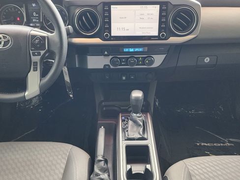Used 2021 Toyota Tacoma SR5 RWD image 12