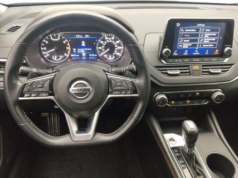 Used 2019 Nissan Altima 2.5 SR FWD image 22