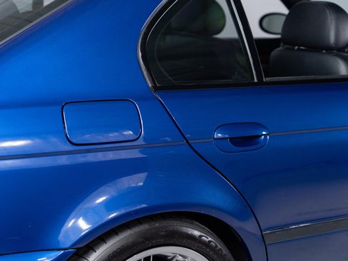 Used 2001 BMW M5 RWD image 31