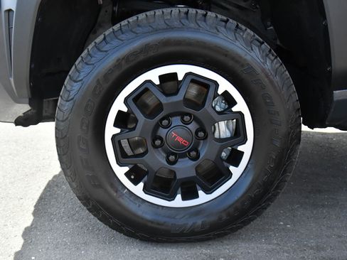 Used 2024 Toyota Tacoma TRD Sport image 12