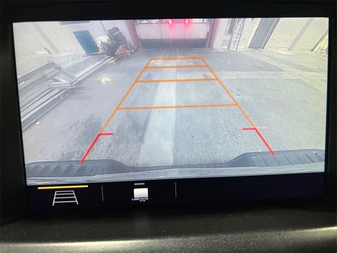 Used 2019 Chevrolet Colorado ZR2 image 31