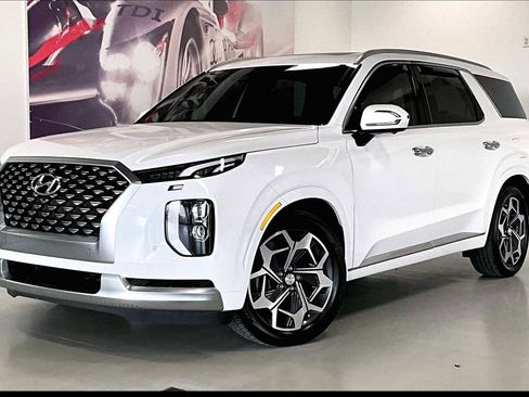 Used 2021 Hyundai Palisade Calligraphy image 1