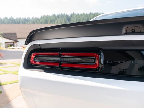 Used 2023 Dodge Challenger SRT Hellcat Redeye image 45