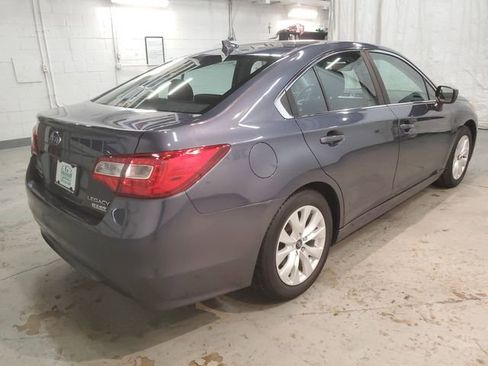 Used 2017 Subaru Legacy 2.5i Premium image 8