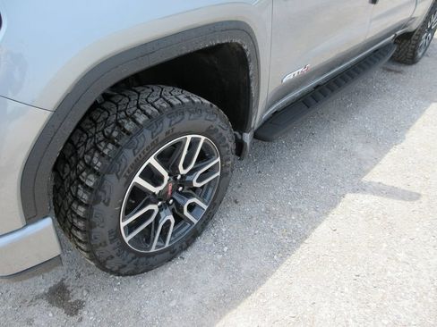 New 2026 GMC Sierra 1500 AT4 AWD/4WD image 14