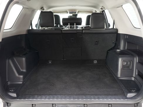 Used 2024 Toyota 4Runner SR5 Premium image 9