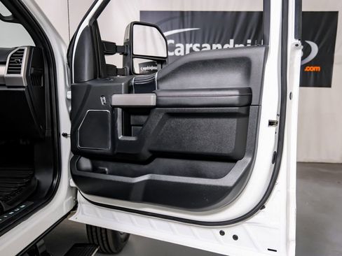 Used 2021 Ford F450 Platinum w/ FX4 Off-Road Package image 47