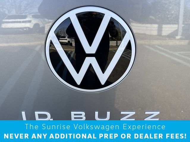 New 2025 Volkswagen ID. Buzz Pro S RWD image 27