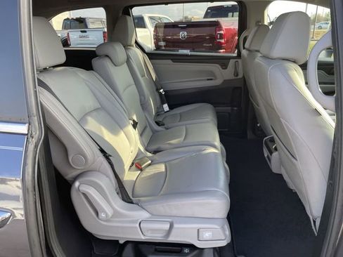 Used 2019 Honda Odyssey EX-L image 16