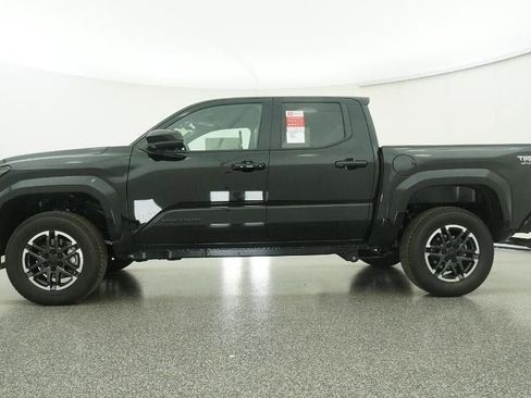 New 2025 Toyota Tacoma TRD Sport image 19