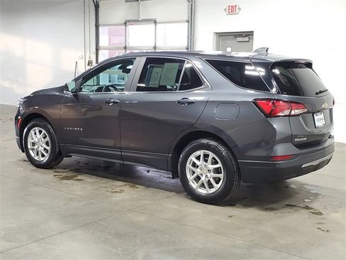 Certified 2022 Chevrolet Equinox LT image 6