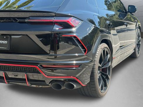 Used 2021 Lamborghini Urus AWD/4WD image 18