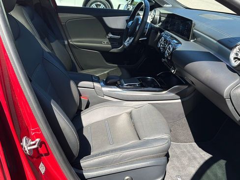 Certified 2021 Mercedes-Benz A 35 AMG 4MATIC image 37
