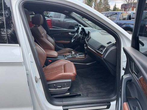 Used 2019 Audi Q5 2.0T Premium Plus w/ Premium Plus Package image 31