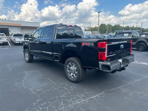 New 2026 Ford F250 Lariat w/ Lariat Premium Package image 7