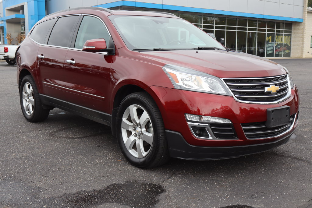 Used 2017 Chevrolet Traverse Premier AWD/4WD image 2