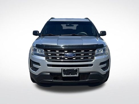 Used 2017 Ford Explorer FWD image 8